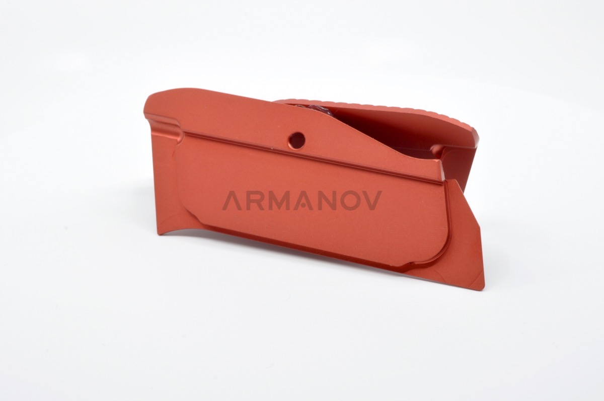 Armanov CZ Shadow MaXXXGrip červené 6