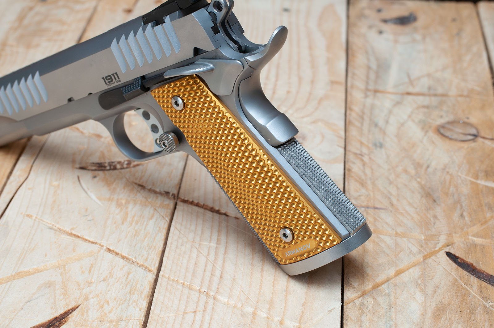 Armanov 1911 SpidErgo Pistol Grips Medium - zlaté 3