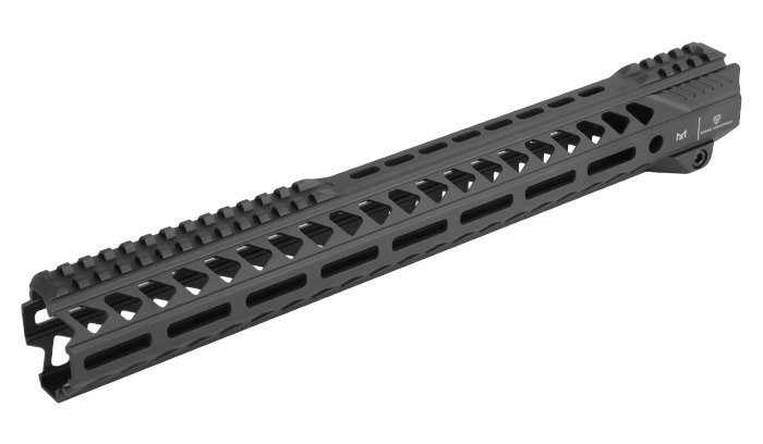 Strike Industries 15,5" M-lok predpažbie AR15 - čierne