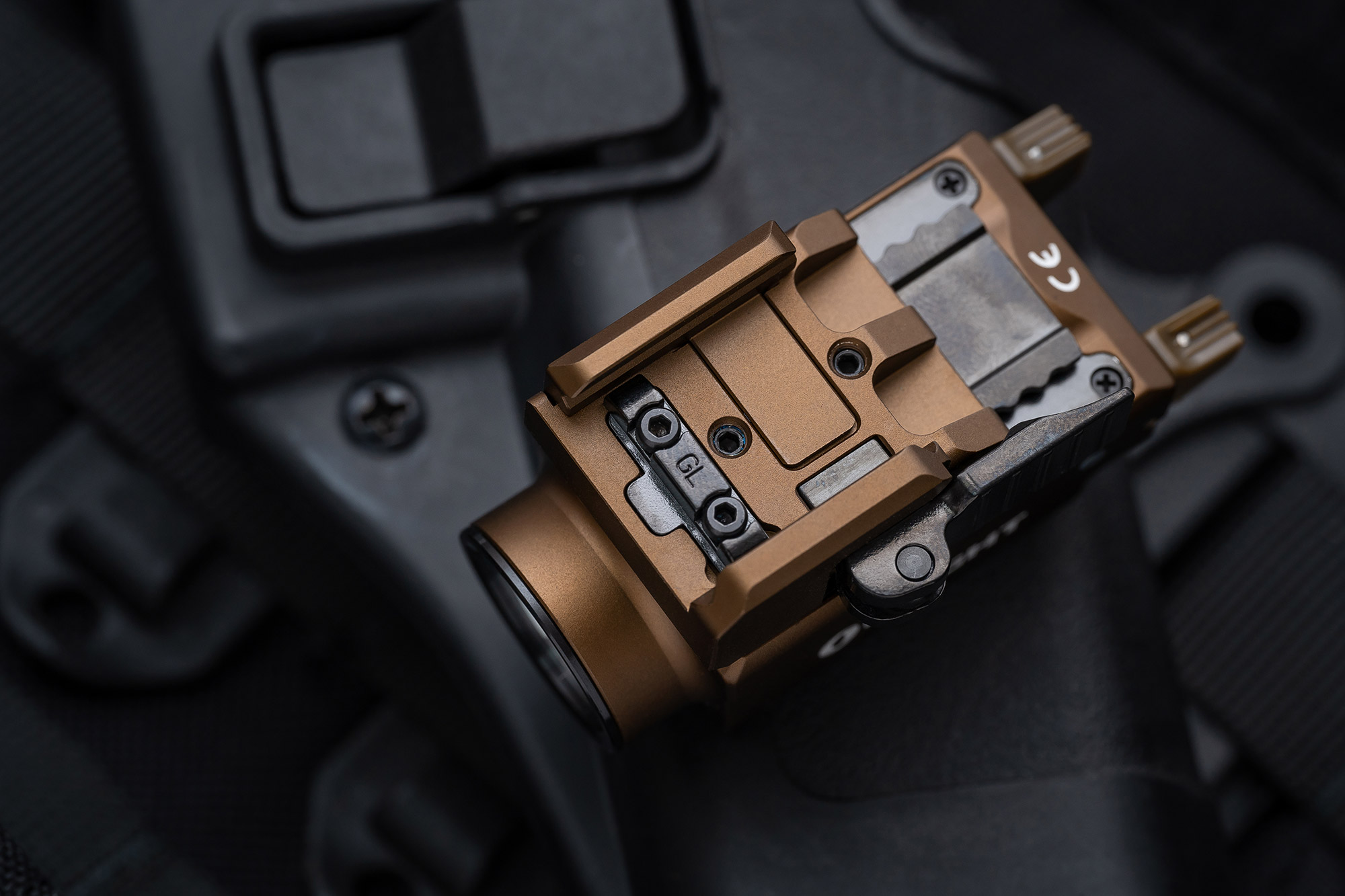 OLIGHT Baldr S Desert 800lm - Taktické svietidlo so zeleným laserom 8