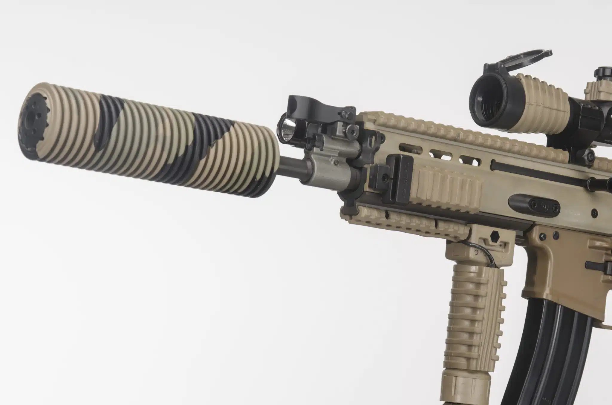 Manta Silikónovy návlek na tlmič camo 7x1,5" 4